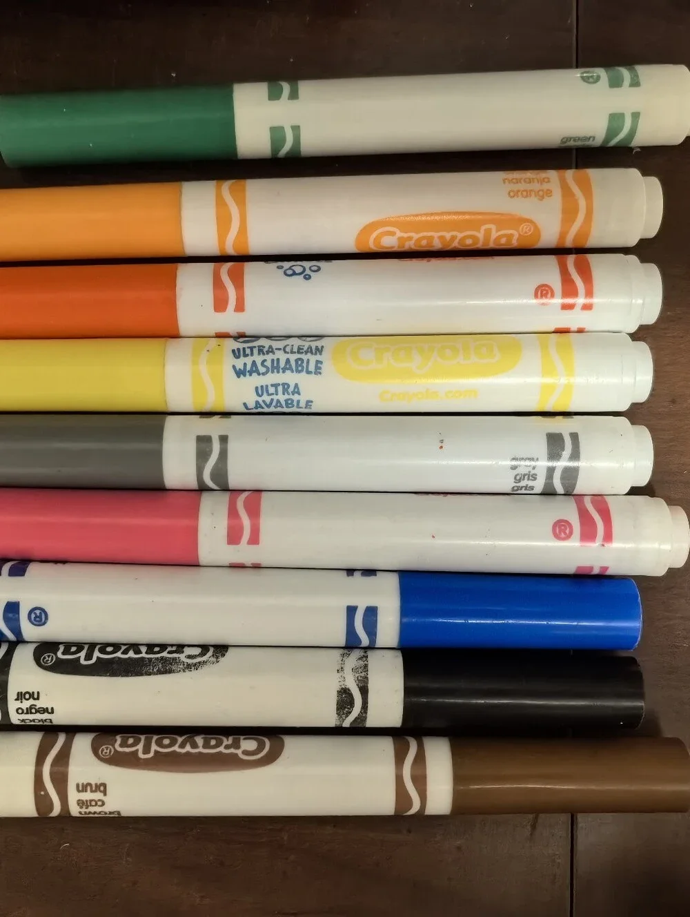 Crayola Art Supply Bundle – Colored Pencils, Crayons & Markers